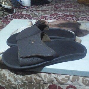 Olukai men's sandals.